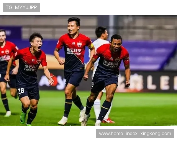 队医警示增多,球员伤病管理成俱乐部核心投资 队医警示增多,球员伤病管理成俱乐部核心投资