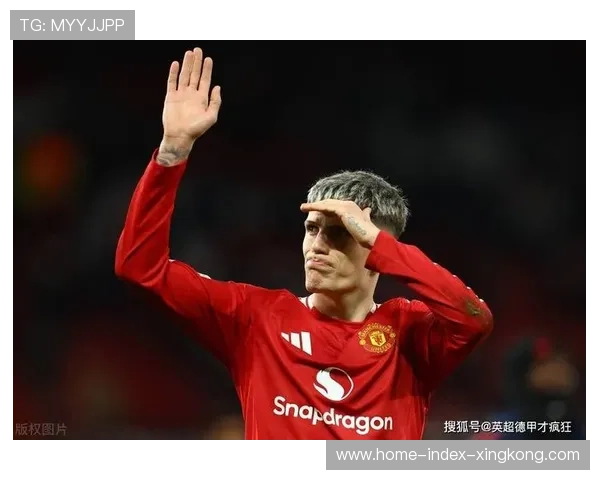 曼联右路突破出彩，加纳乔冷静搓射破门